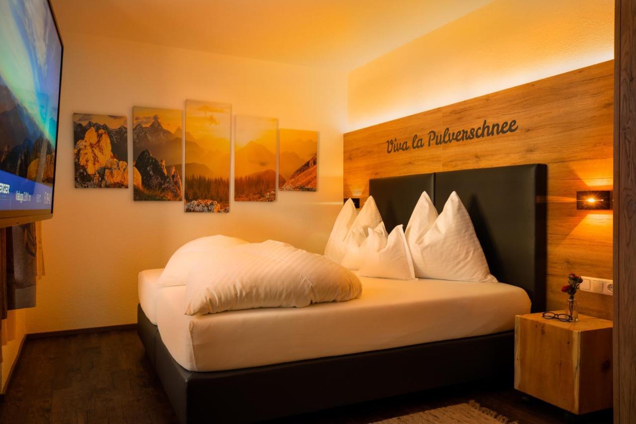 Landhaus Albert Murr - Bed & Breakfast Sankt Anton am Arlberg Esterno foto