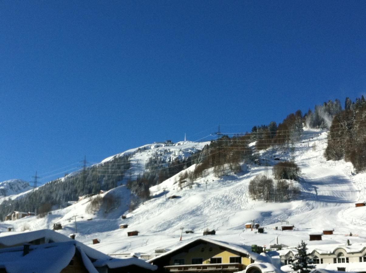 Landhaus Albert Murr - Bed & Breakfast Sankt Anton am Arlberg Esterno foto