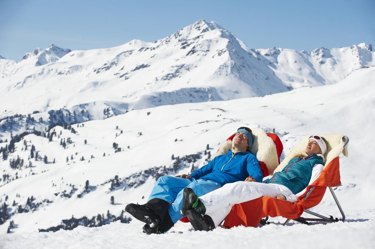 Landhaus Albert Murr - Bed & Breakfast Sankt Anton am Arlberg Esterno foto