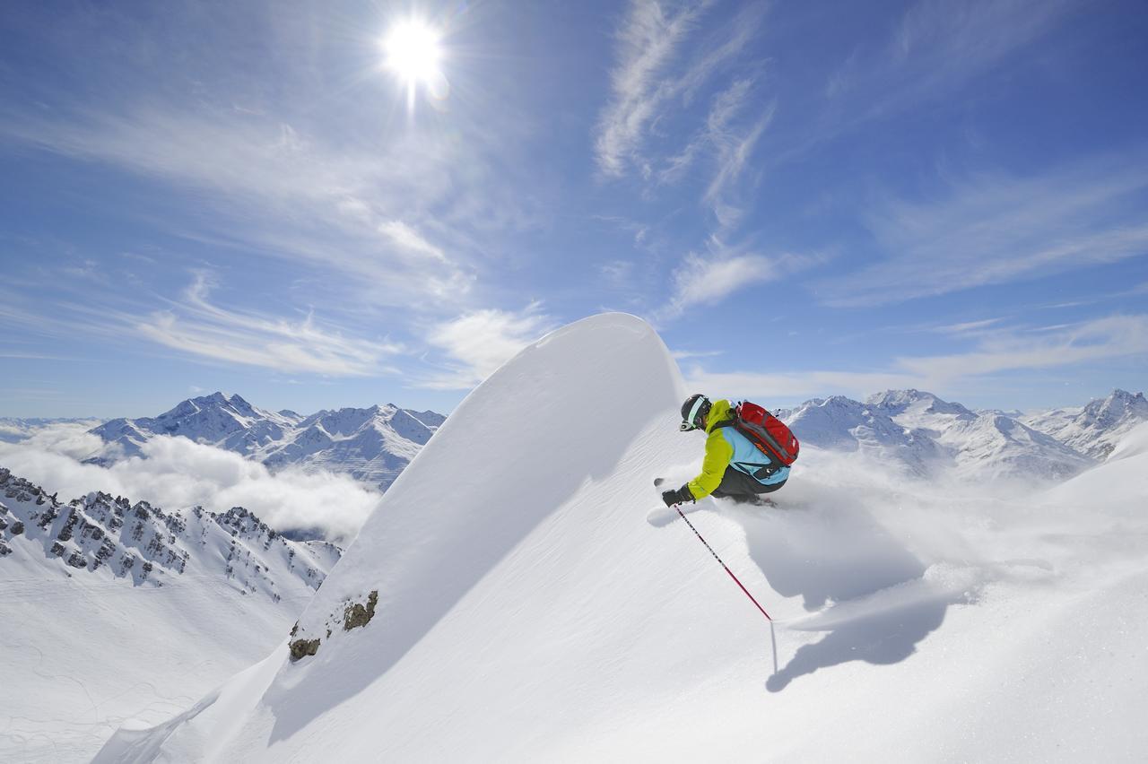 Landhaus Albert Murr - Bed & Breakfast Sankt Anton am Arlberg Esterno foto